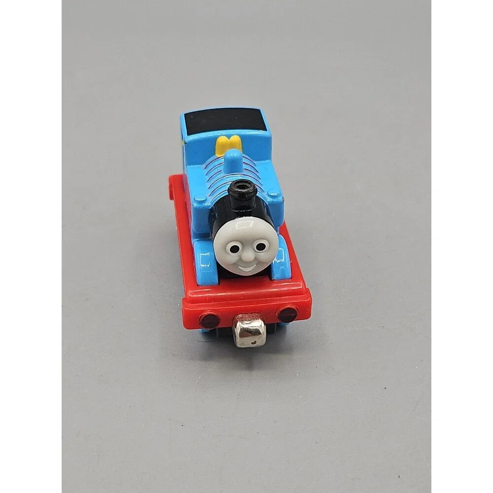Thomas & Friends Thomas 2002 Take N Play Along Train Tank Engine Diecast Metal